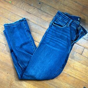 Kut from the Kloth size 8 Reese